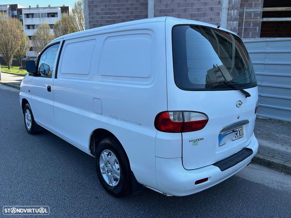 Hyundai H1 2.5 CRDi - 3