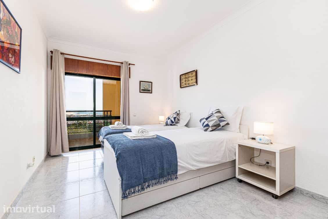 Apartamento em Rua Teixeira Gomes, Lagos - Grande imagem: 2/22