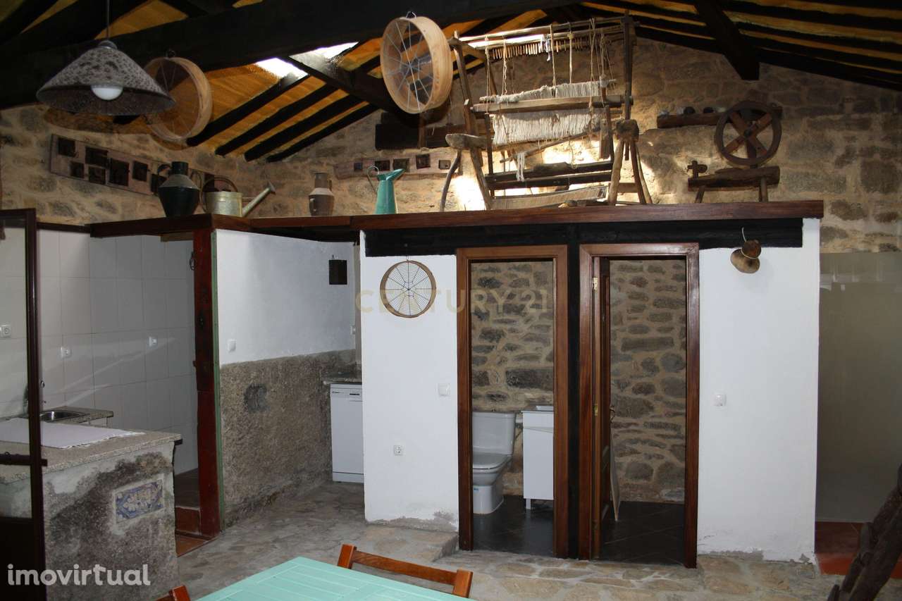 Moradia T1 Típica em Castelo Bom, Guarda - Grande imagem: 4/9