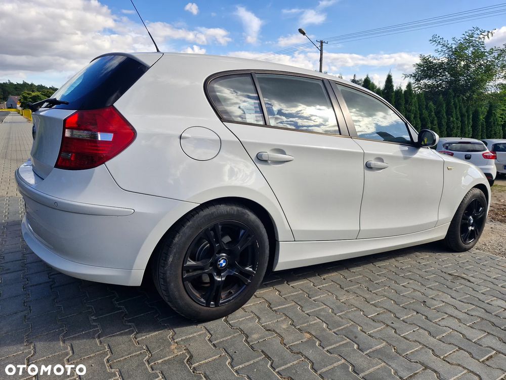 BMW Seria 1 116i - 6