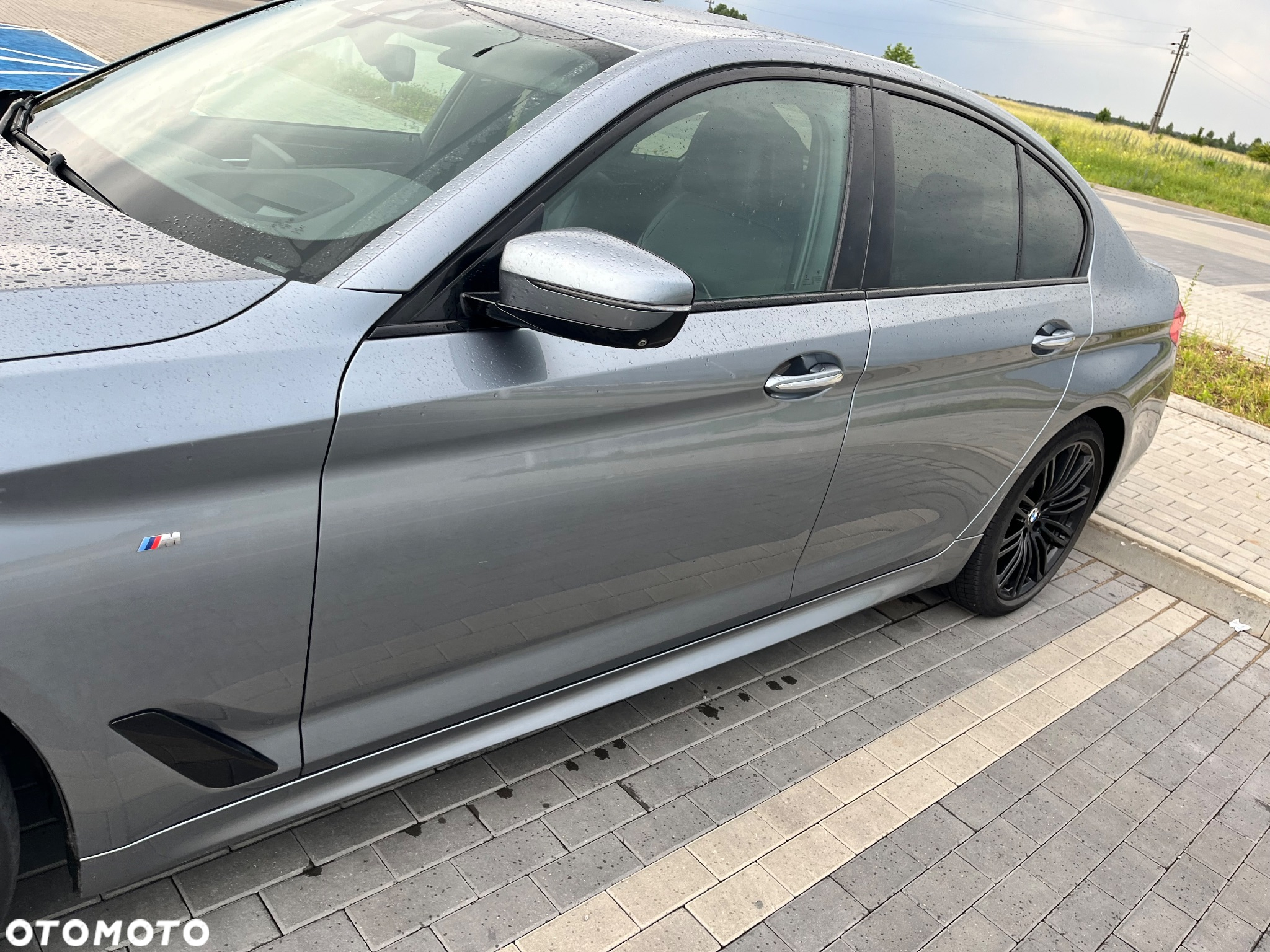 BMW Seria 5 520d M Sport - 8