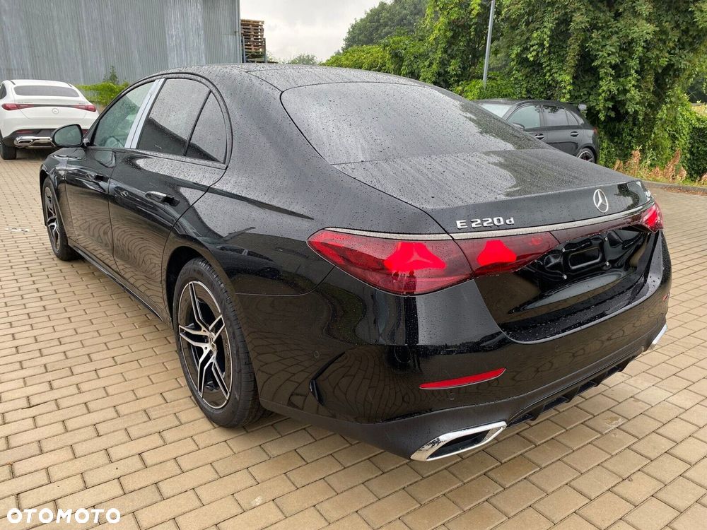 Mercedes-Benz Klasa E - 2