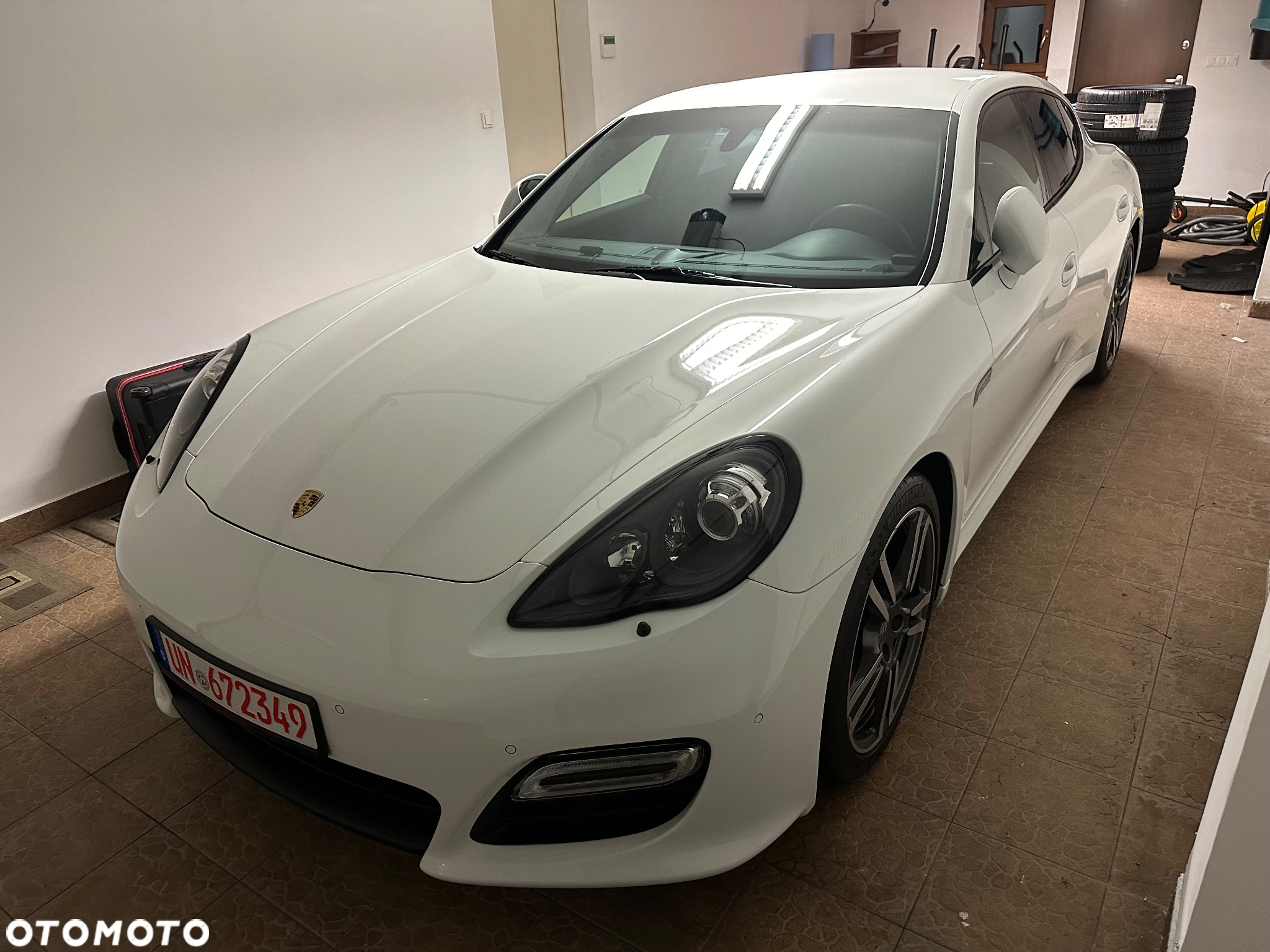 Porsche Panamera GTS - 7