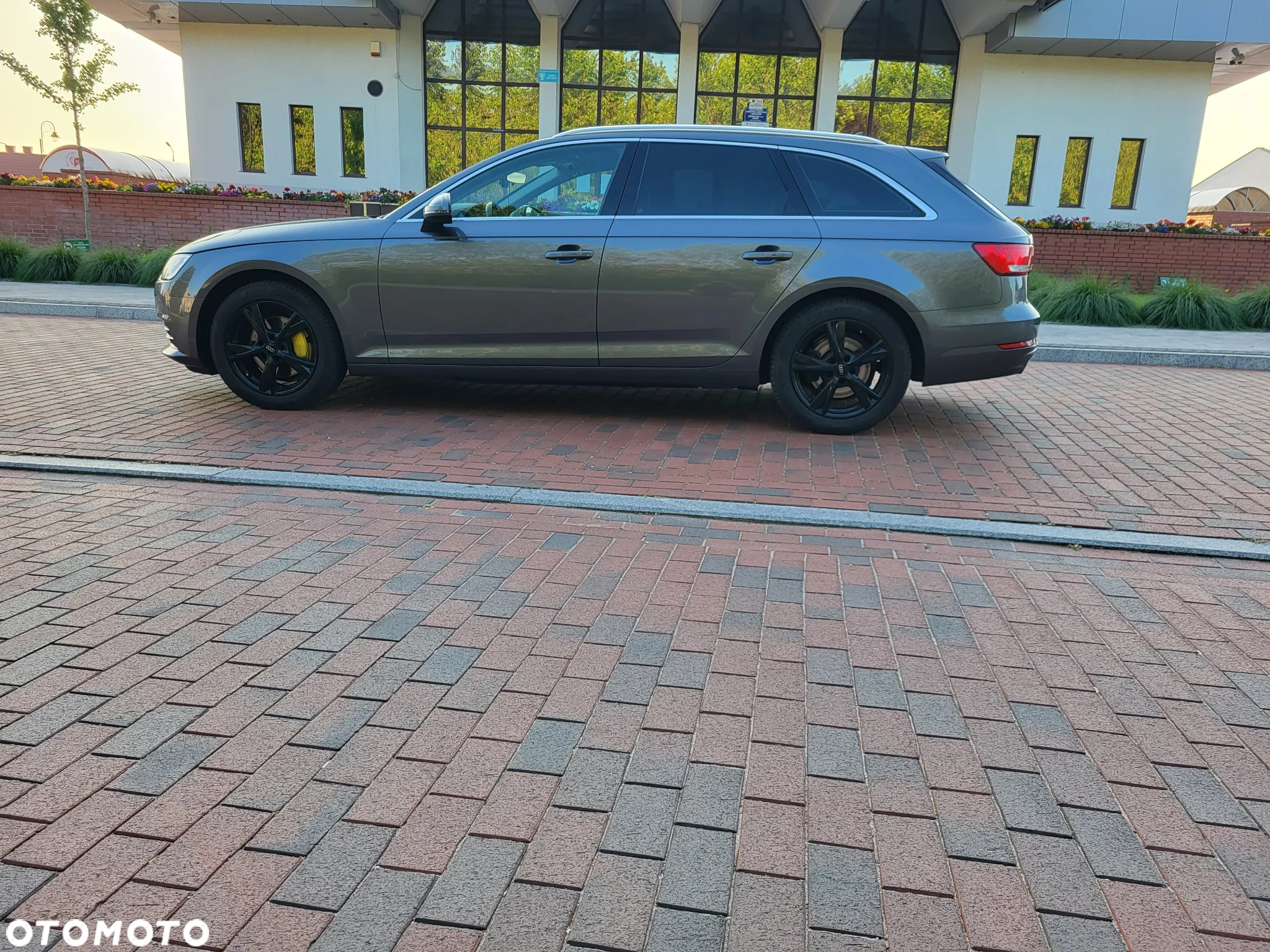 Audi A4 2.0 TDI S tronic - 8