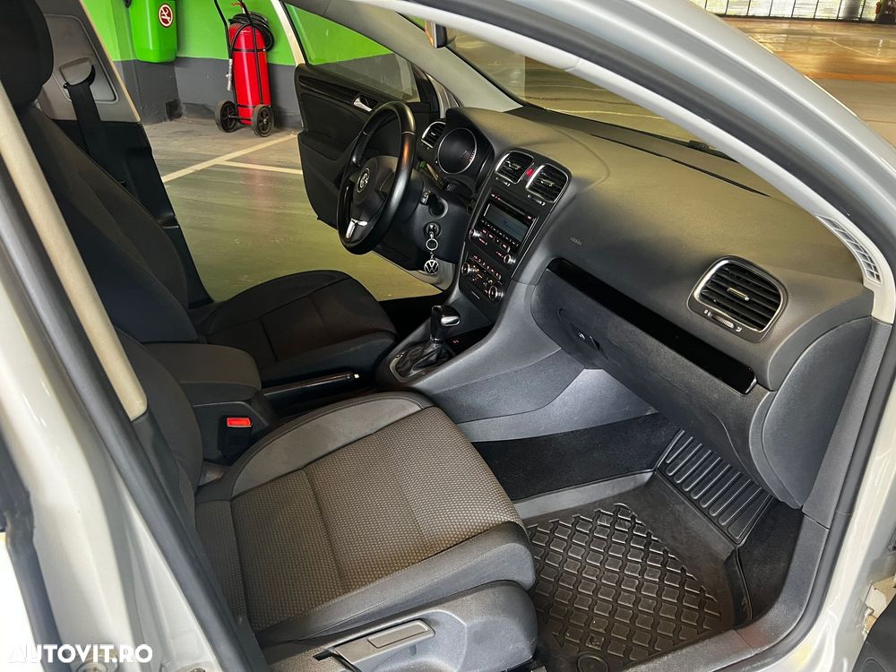 Volkswagen Golf - 5