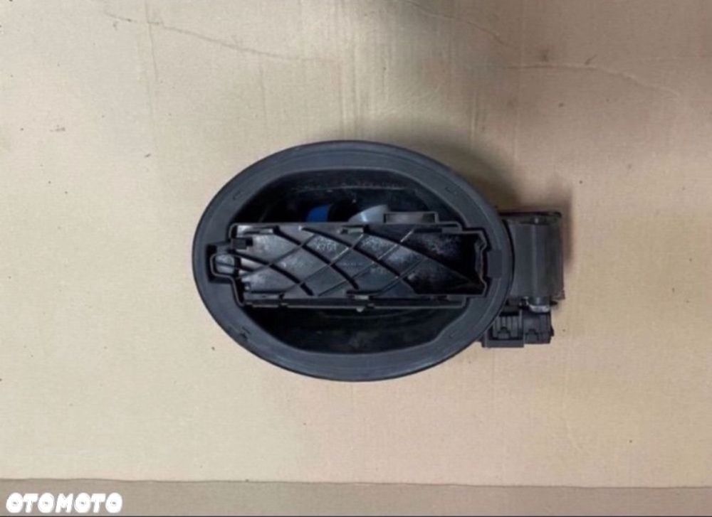 HK83-27936 klapka wlewu paliwa Jaguar f-pace x761 - 1