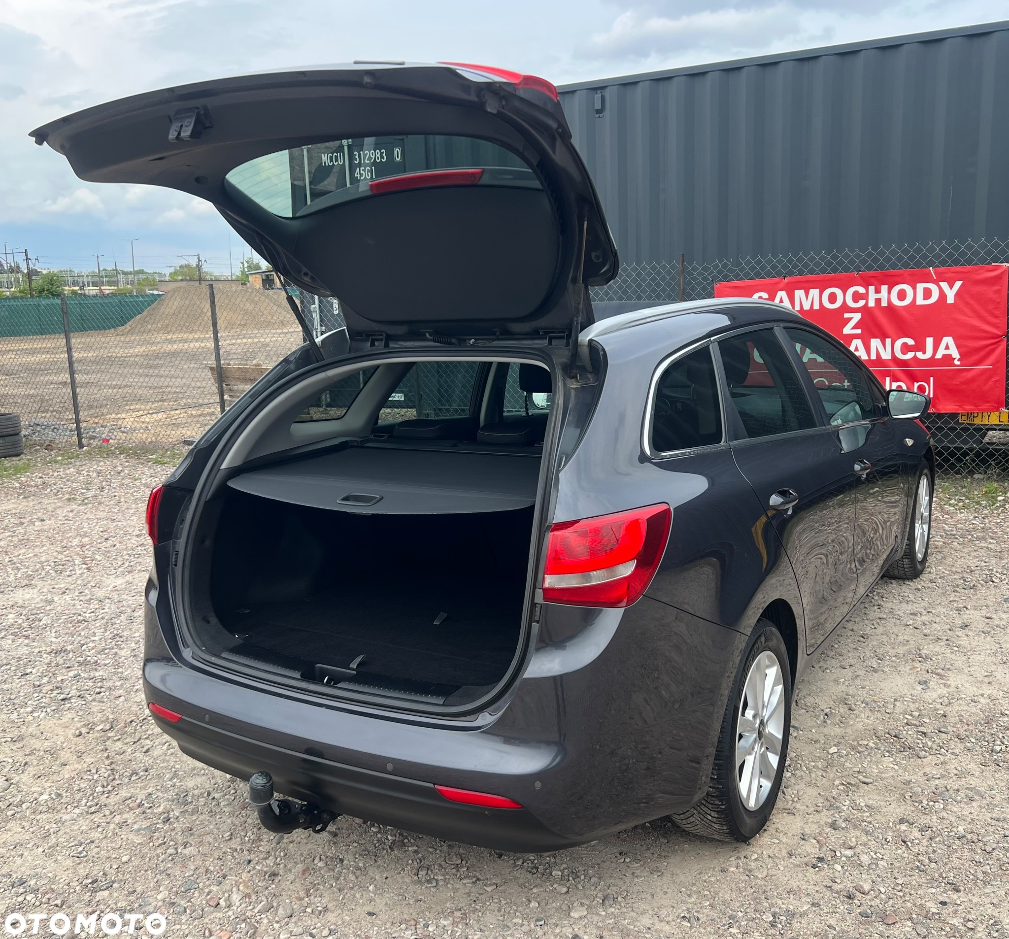 Kia Ceed - 37