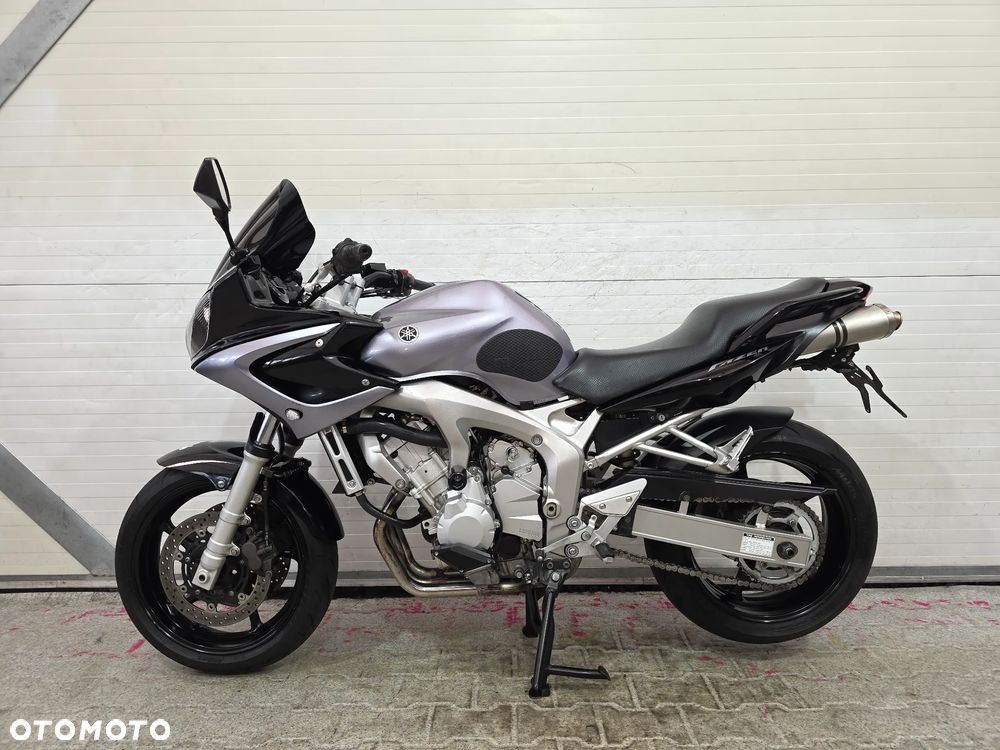 Yamaha FZ - 1