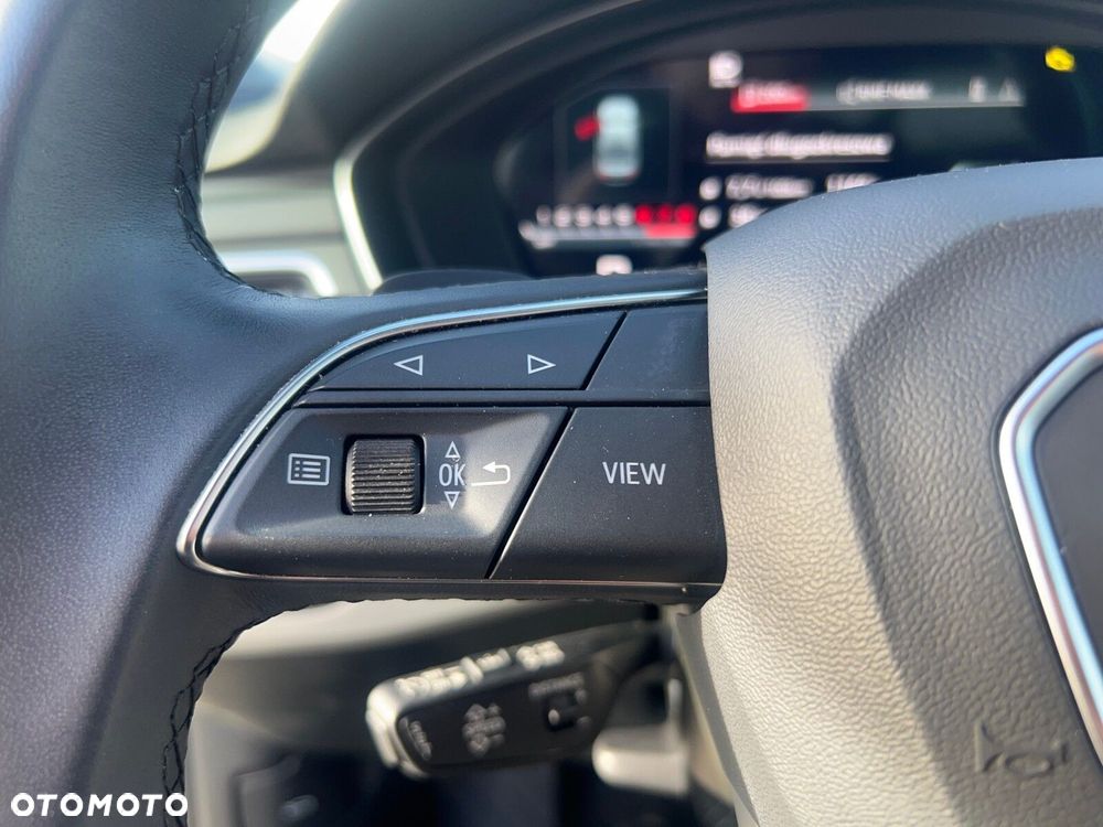 Audi A4 Limousine - 16