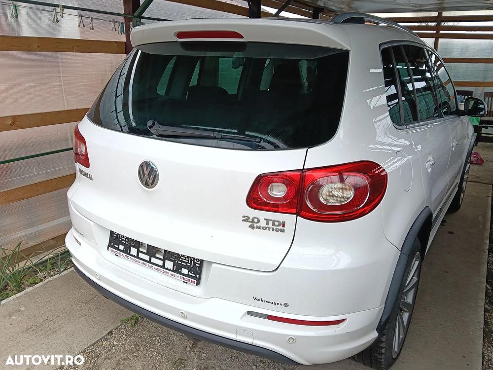 Volkswagen Tiguan 2.0 TDI DPF 4Motion Track&Field - 24