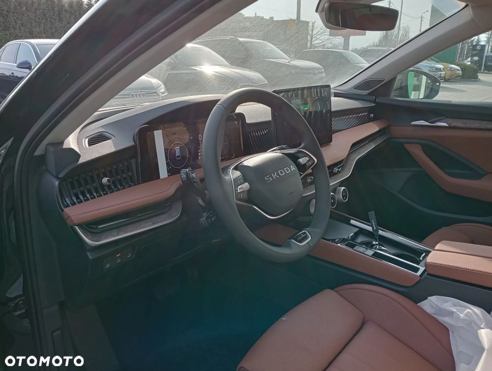 Skoda Superb 2.0 TSI L&K DSG - 3