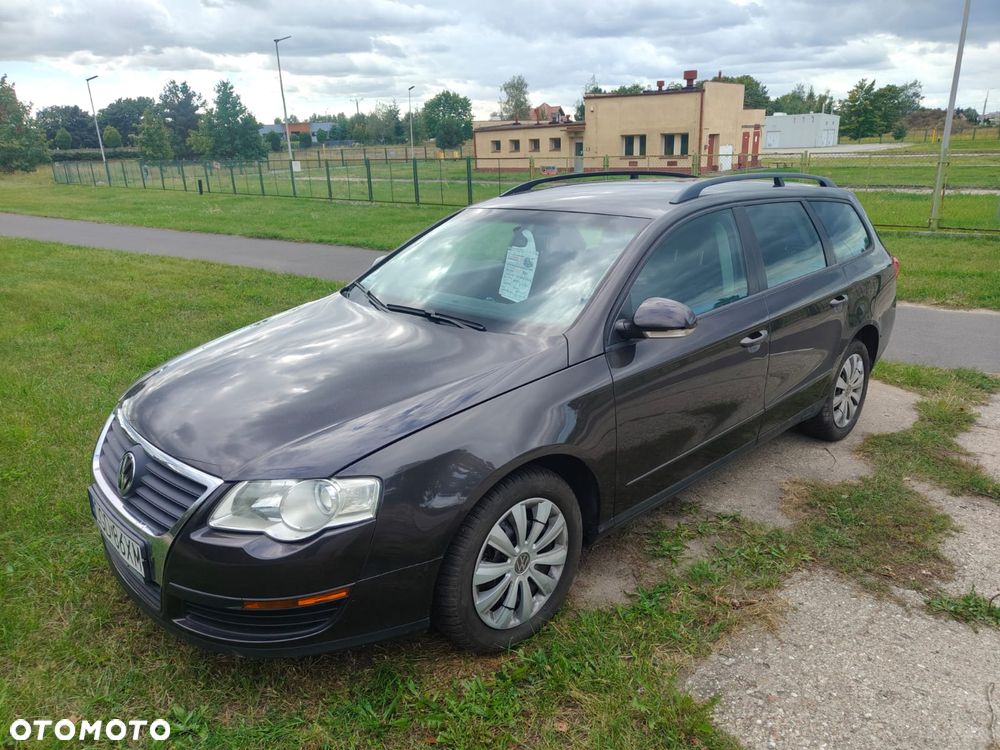 Volkswagen Passat - 2