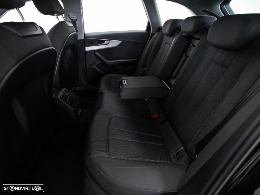 Audi A4 Avant 35 TDI S tronic - 11