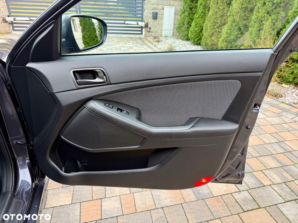 Kia Optima 2.0 CVVL Attract - 21