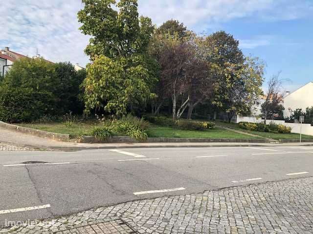 Excelente moradia completamente remodelada na Maia para arrendamento - Grande imagem: 2/8