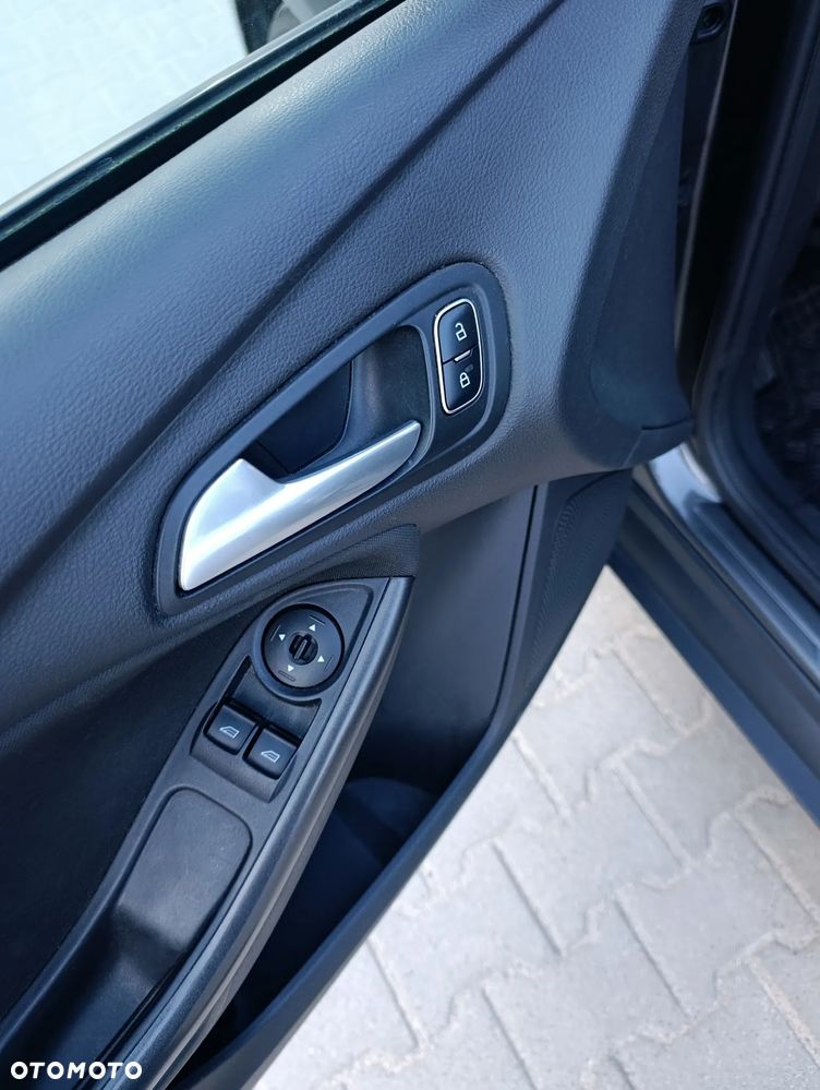 Ford Focus 1.5 TDCi Titanium - 8