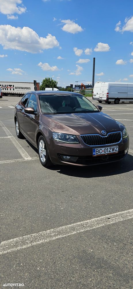 Skoda Octavia 1.8 TSI DSG Style - 8