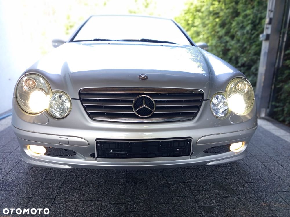 Mercedes-Benz Klasa C 200 Kompressor Automatik - 12