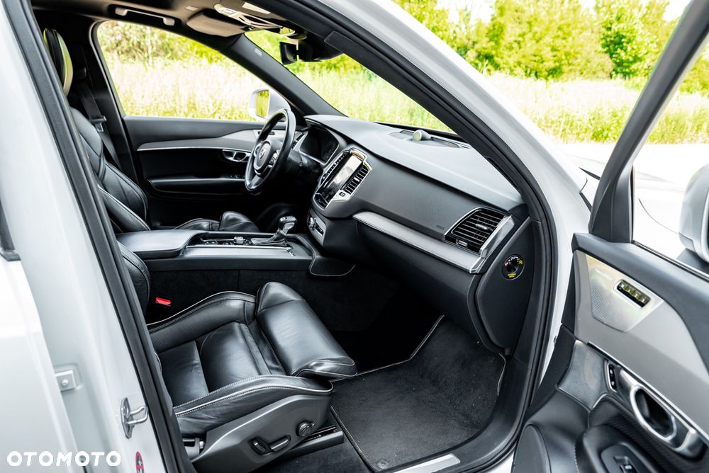 Volvo XC 90 - 27