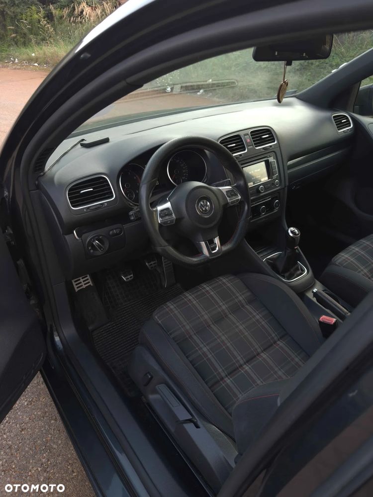 Volkswagen Golf 2.0 TSI GTI - 19
