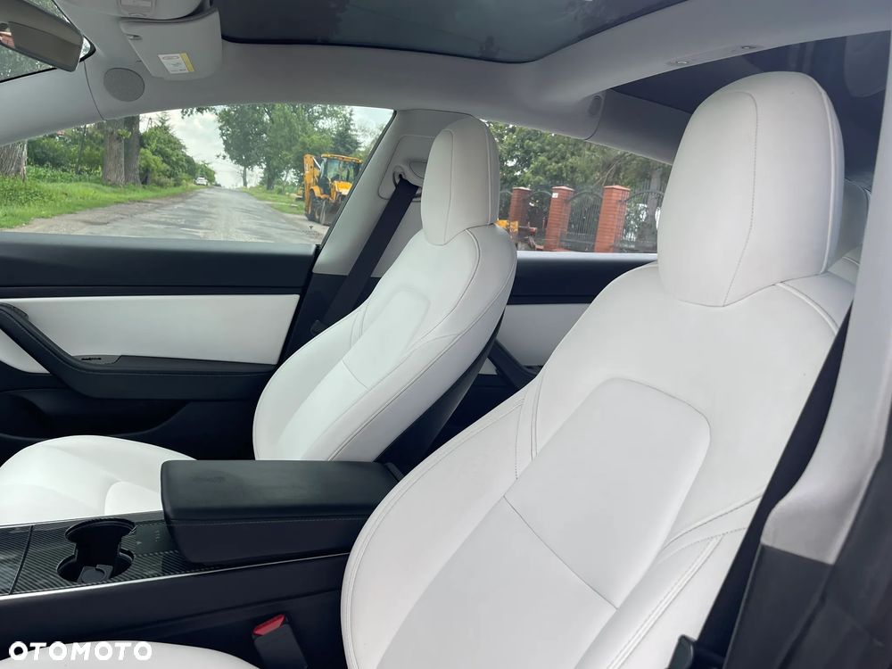 Tesla Model 3 Langstreckenbatterie Allradantrieb Dual Motor - 16