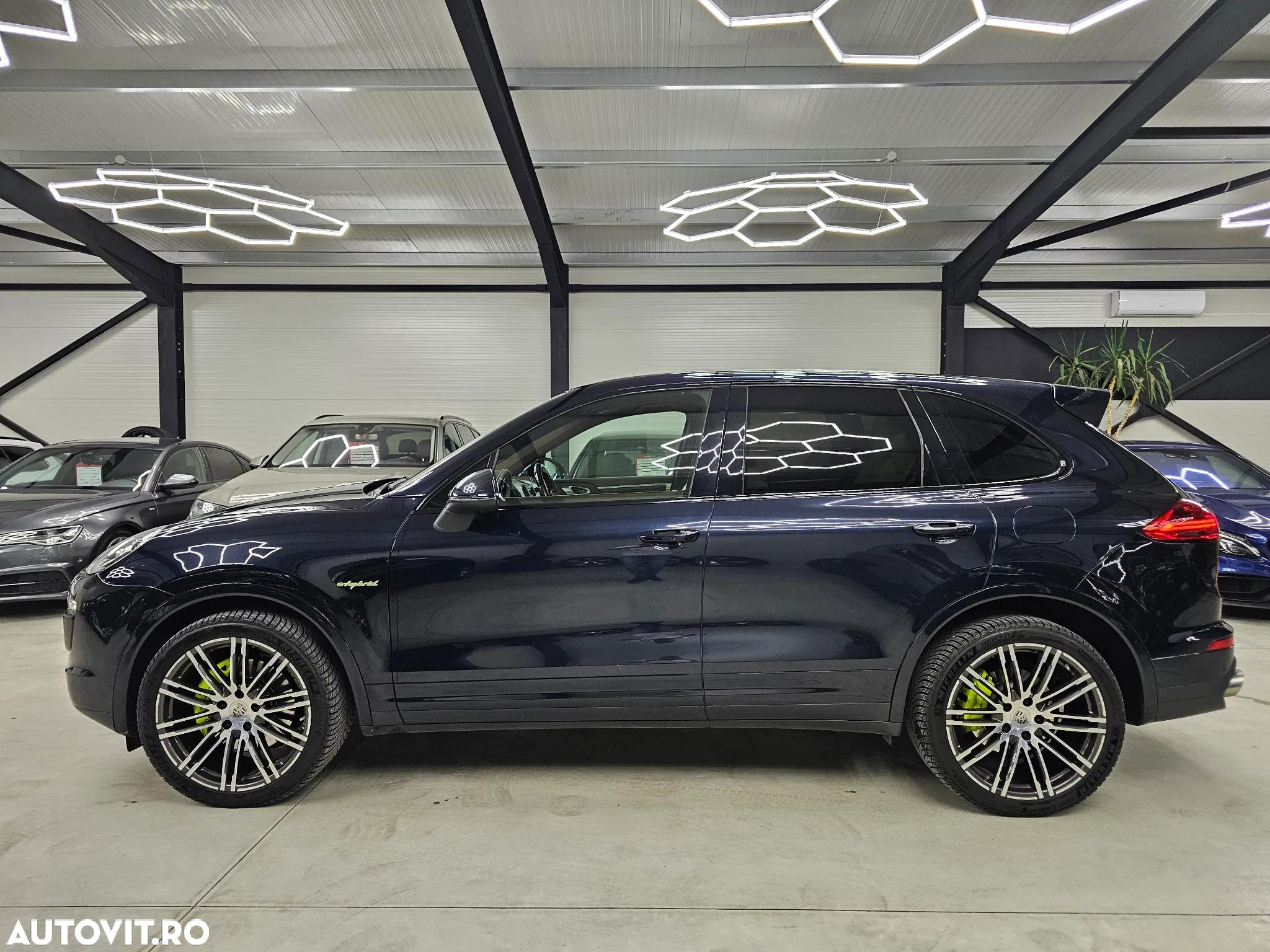 Porsche Cayenne S Hybrid Tiptronic S - 8
