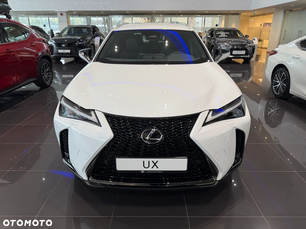 Lexus UX - 2