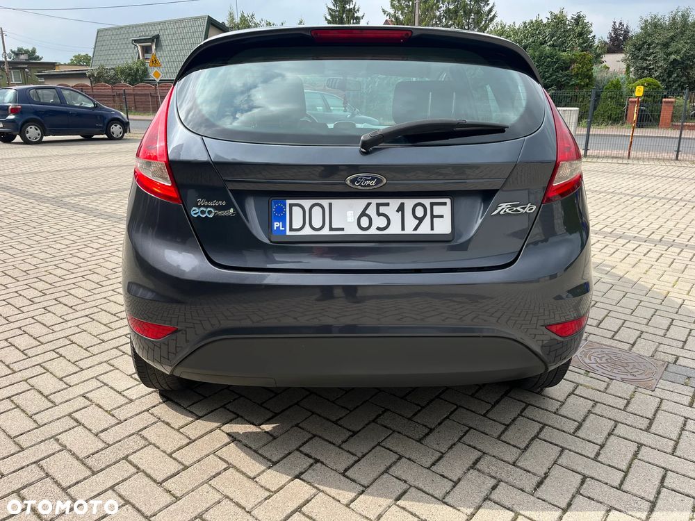 Ford Fiesta 1.6 TDCI SYNC Edition - 6