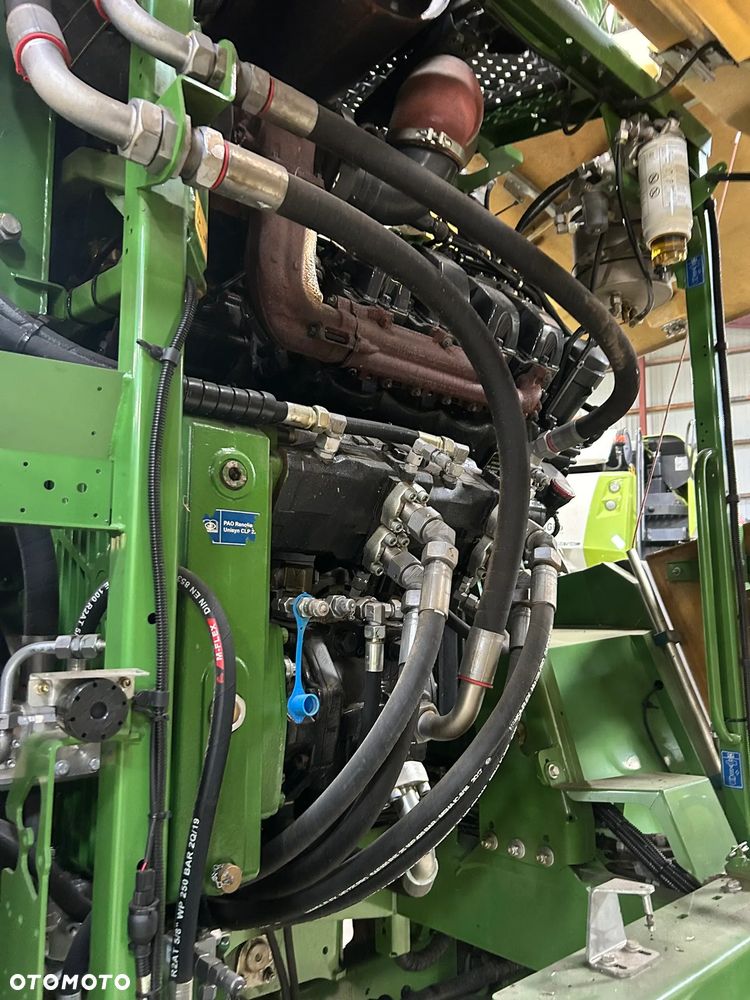 Krone BigX 600 - 17