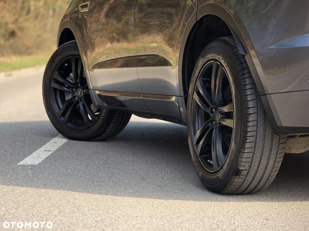 Jaguar E-Pace 2.0 i4D AWD R-Dynamic HSE - 36