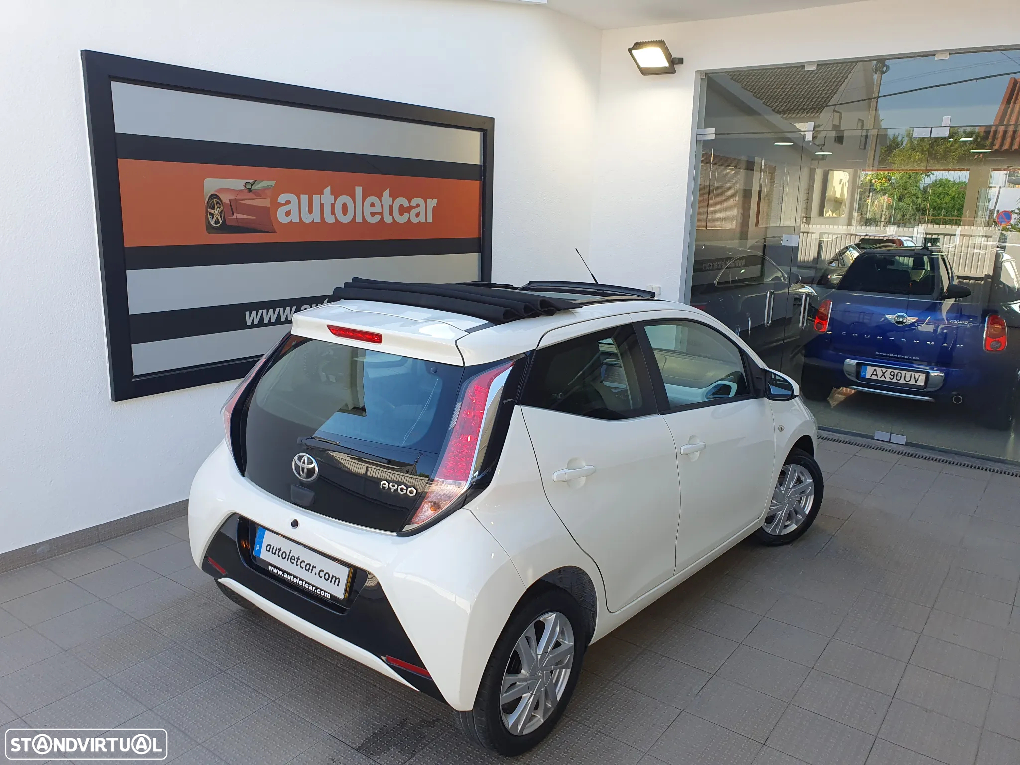 Toyota Aygo 1.0 X-Play+AC+X-Touch - 28