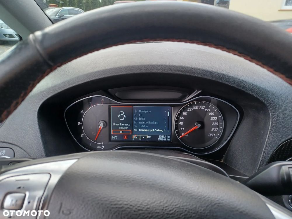 Ford S-Max 2.0 TDCi DPF Titanium - 12