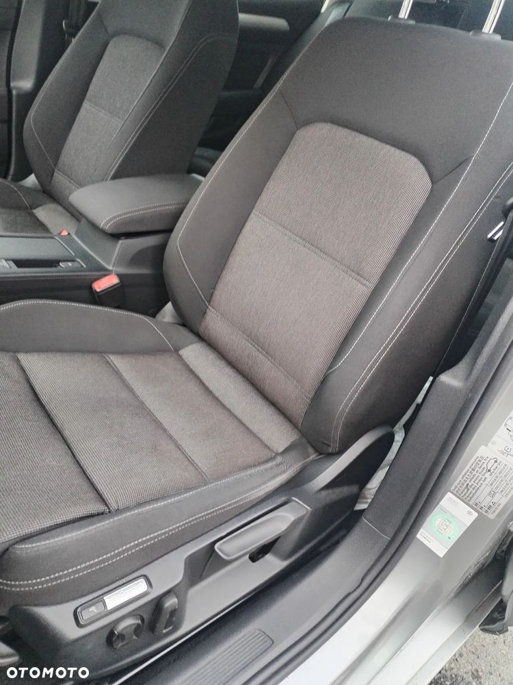 Volkswagen Passat 2.0 TDI (BlueMotion Technology) Comfortline - 15