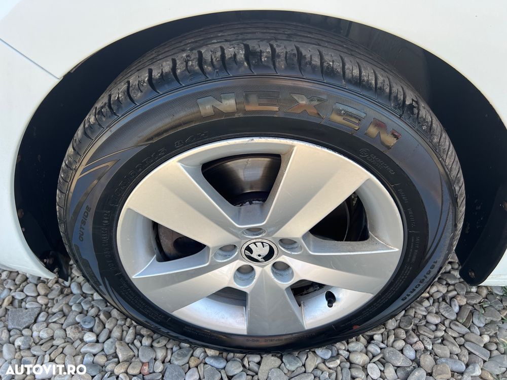 Skoda RAPID 1.6 TDI Ambition - 19