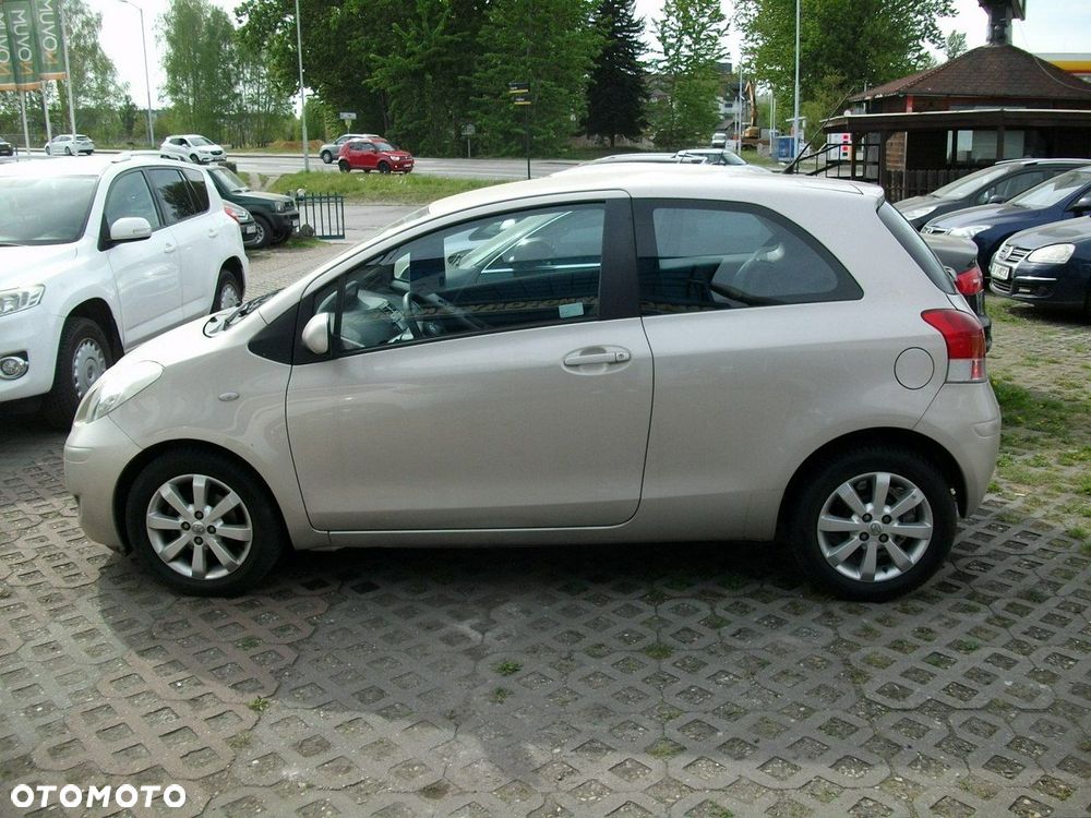 Toyota Yaris - 6