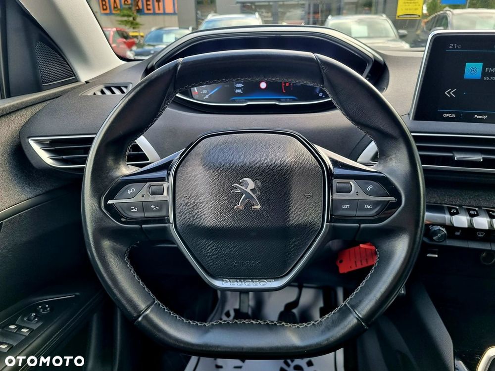 Peugeot 3008 1.6 BlueHDi Allure S&S - 11