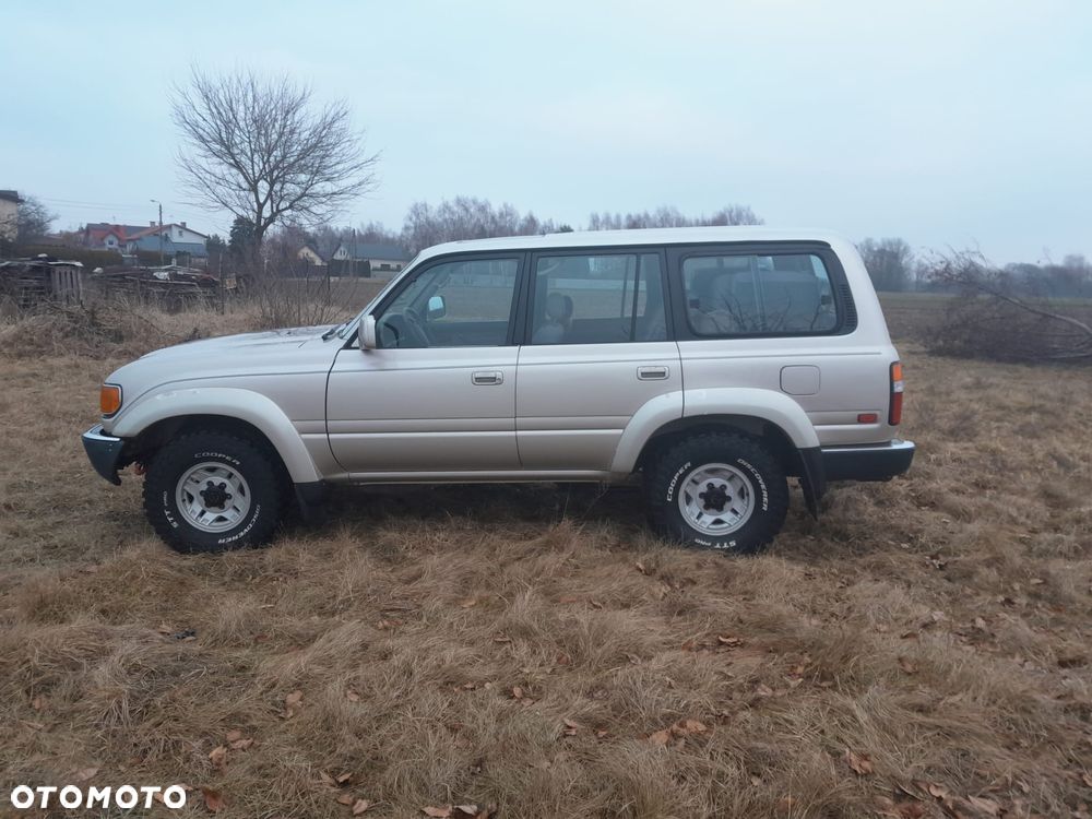 Toyota Land Cruiser - 8