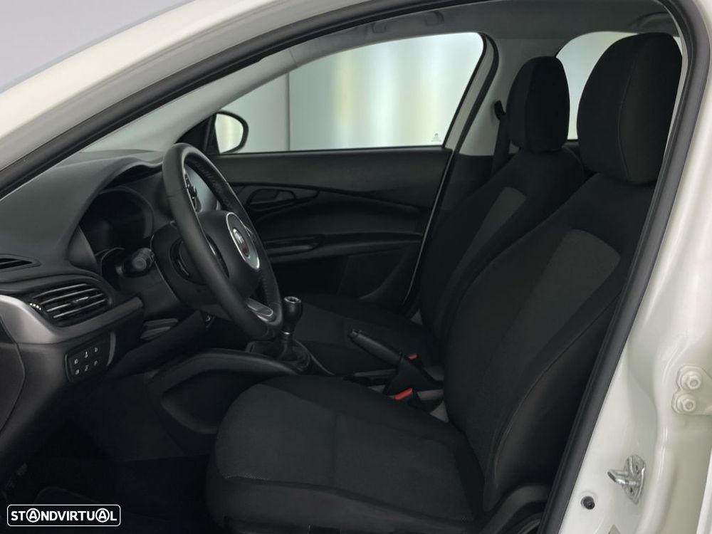 Fiat Tipo 1.3 M-Jet Easy - 11