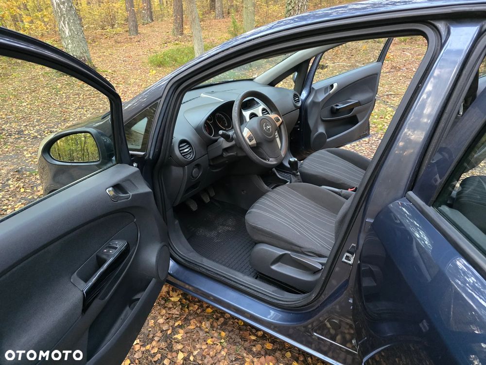 Opel Corsa - 10