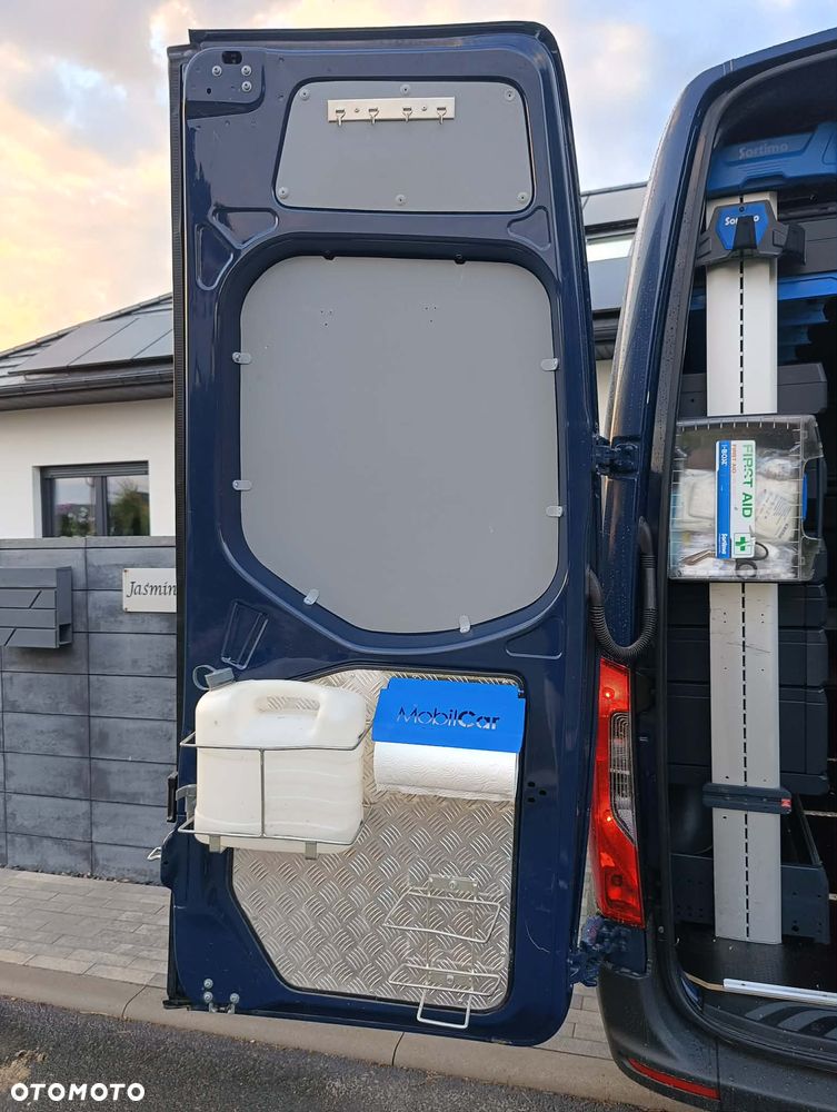 Mercedes-Benz Sprinter - 18