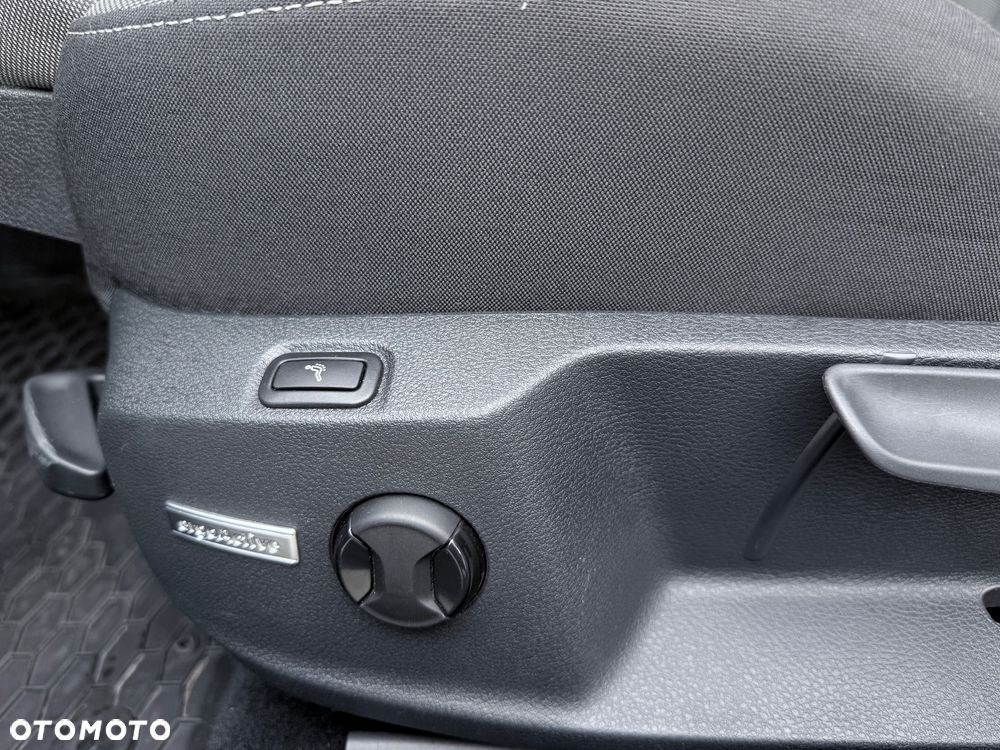 Volkswagen Golf Variant - 35