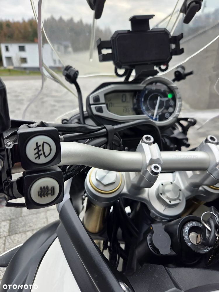 Triumph Tiger - 10