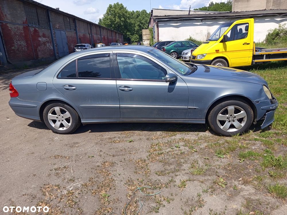 Mercedes-Benz Klasa E 320 4 Matic Avantgarde - 4