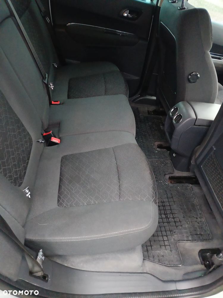 Peugeot 3008 HDi FAP 115 Style - 14