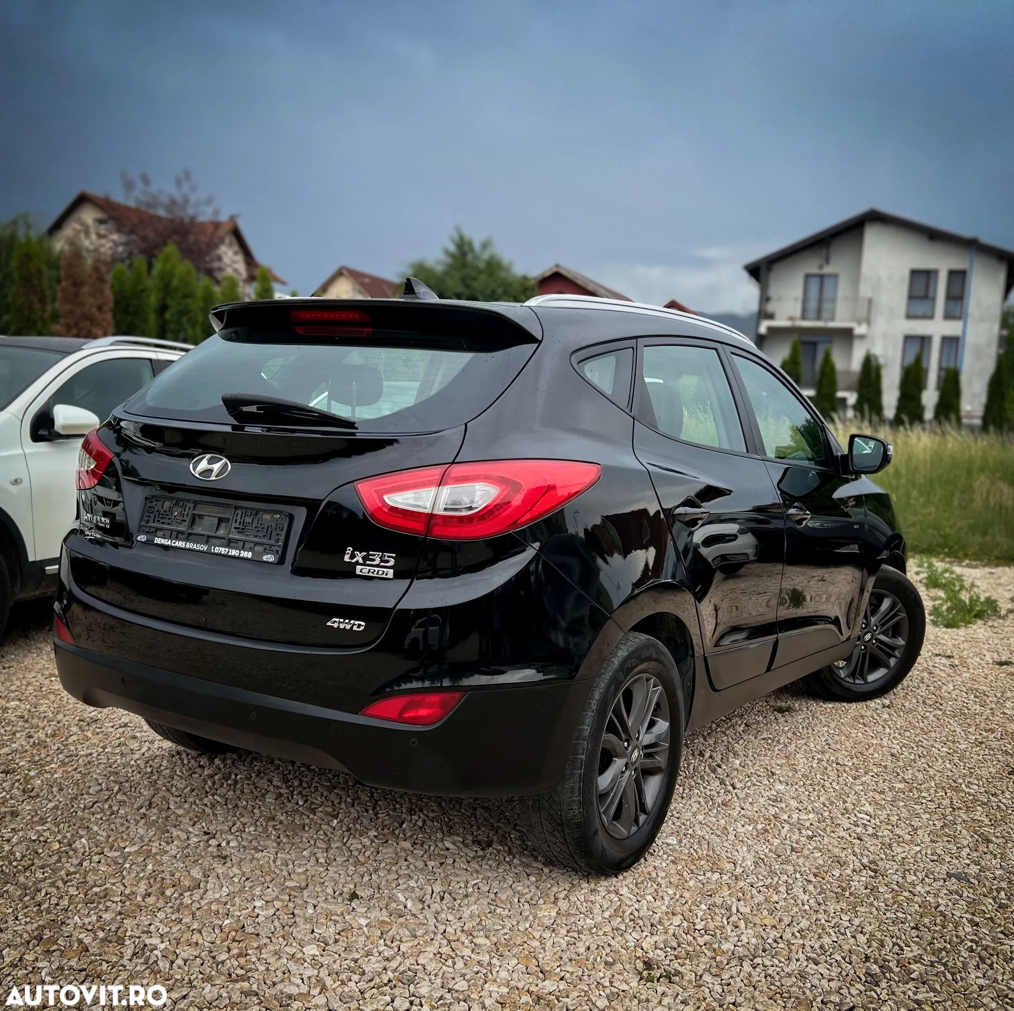 Hyundai ix35 2.0 CRDI 4WD Automatik Finale Gold - 4