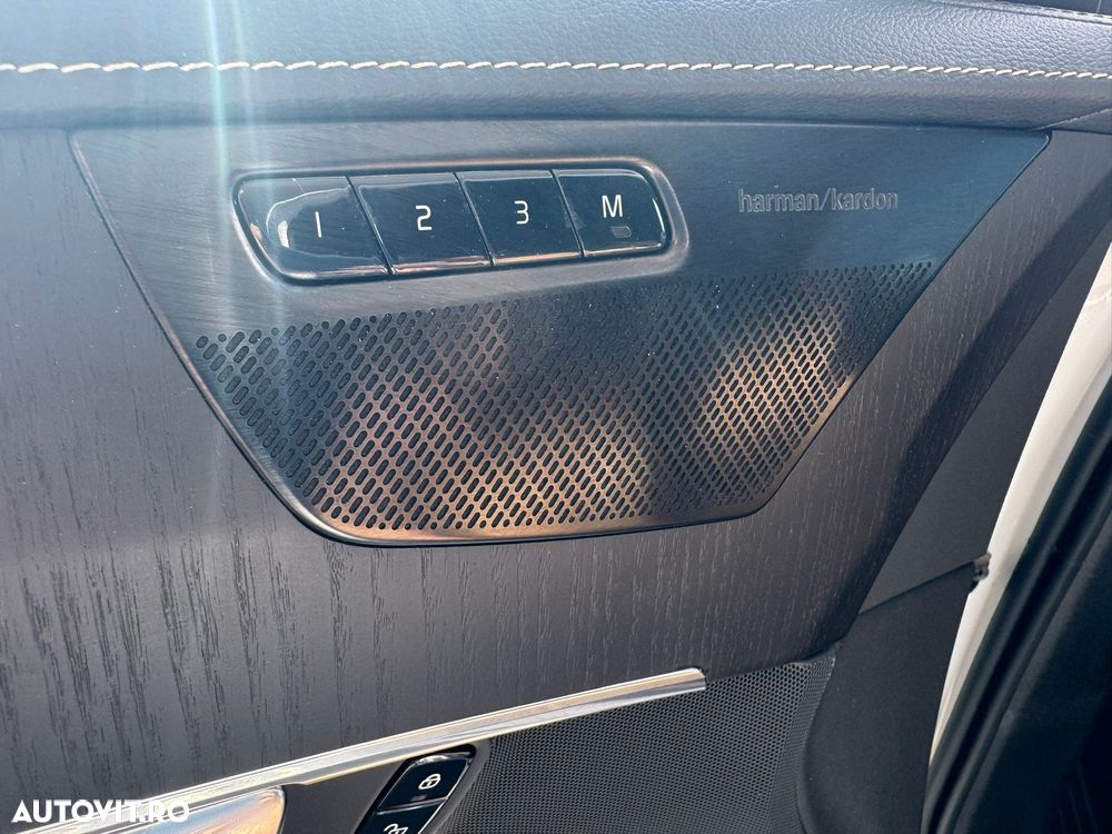 Volvo XC 90 T8 AWD Twin Engine Geartronic Inscription - 10