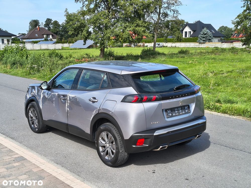 Peugeot 2008 1.2 PureTech Active Pack S&S EAT8 - 4