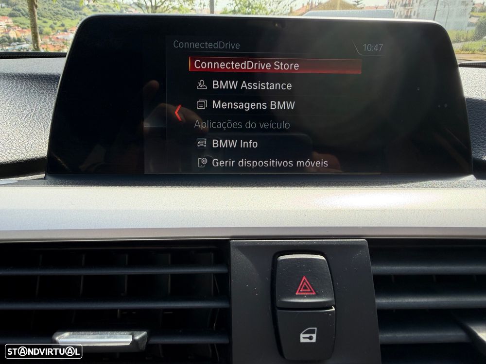 BMW 330 e iPerformance Line Luxury - 26