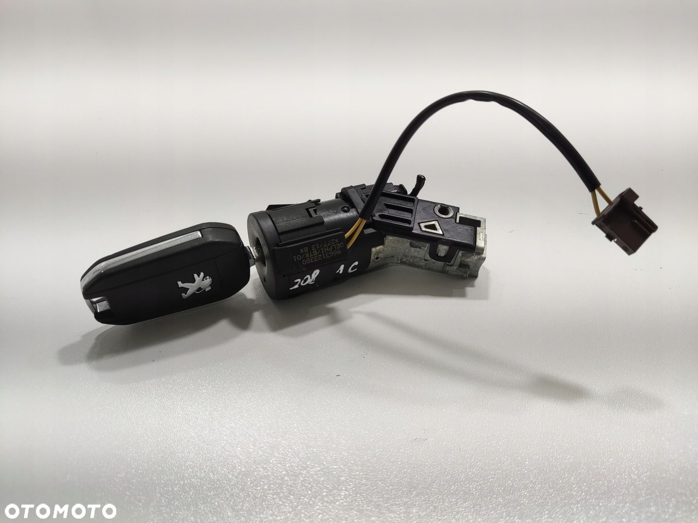 STACYJKA KLUCZYK PILOT PEUGEOT 208 I 9663123380 9674001080 2012-2019 EUROPA - 2