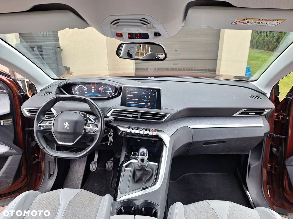 Peugeot 3008 1.2 PureTech Allure S&S - 12